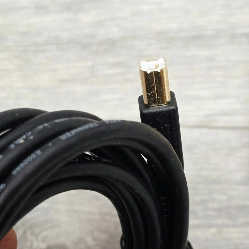 Amazon Basics USB 2.0 Printer Cable A-Male to B-Male 10ft Black B00NH13DV2